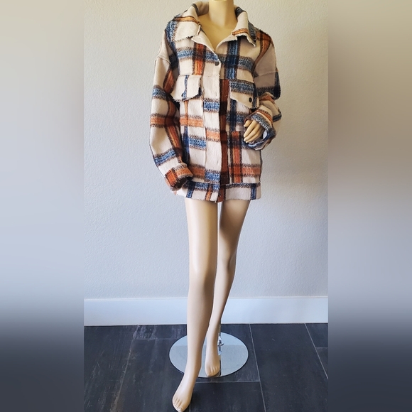 NEW POL PLAID SHACKET - Picture 12 of 16